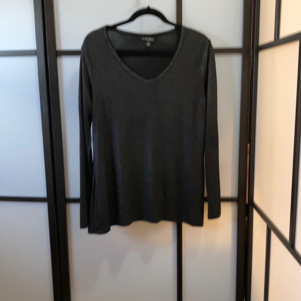Rock & Republic black V-Neck long sleeve shirt